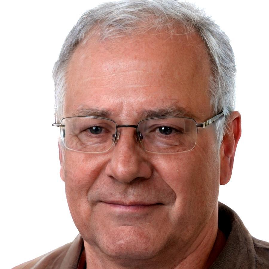 Instructor financiero Rodrigo Mendoza